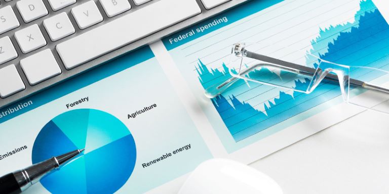 »Kaj bo premikalo finančne trge ob izteku leta?«