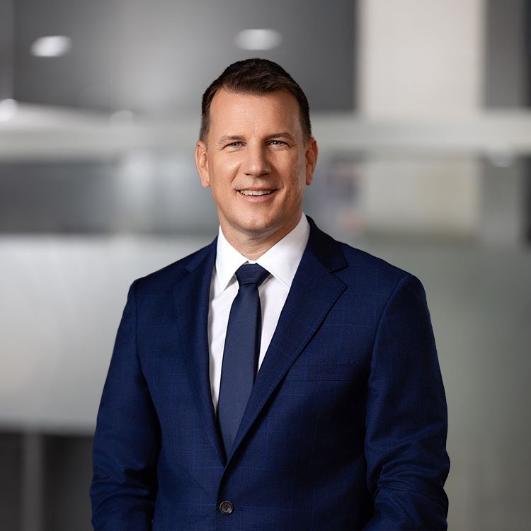 András Hámori, Prokurist OTP banke (po pridobitvi dovoljenj regulatorja Predsednik uprave)