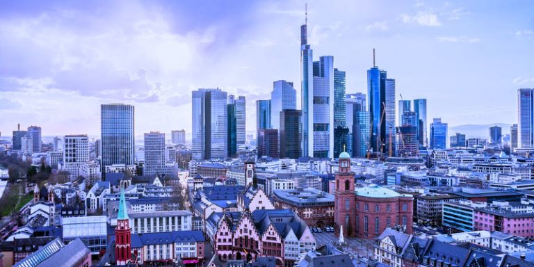 Evropa: Počasi in vztrajno kot vlak