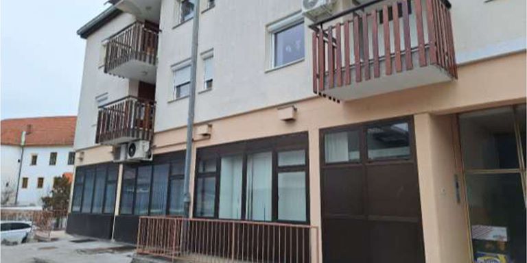 Prodaja nepremičnine, poslovalnica Laško