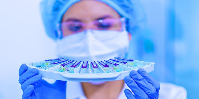 Trump obljublja znižanje cen zdravil v ZDA